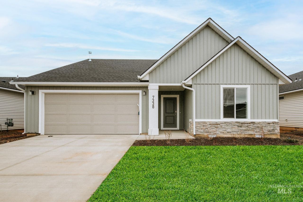 7338 S Menzingers Ave, Meridian, ID 83642 Main Photo