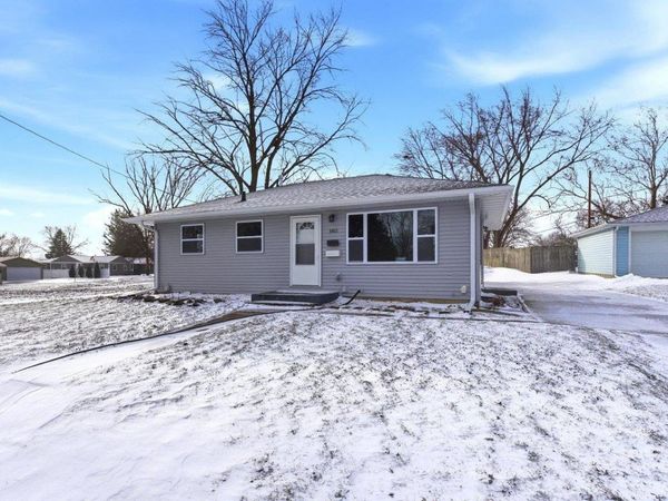 1811 Sager Avenue, Waterloo, IA 50701