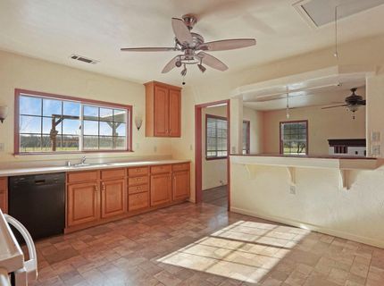 10710 N Shelton Rd, Linden, CA 95236 Photo