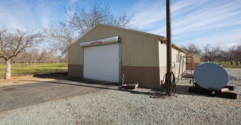 10710 N Shelton Rd, Linden, CA 95236 Photo