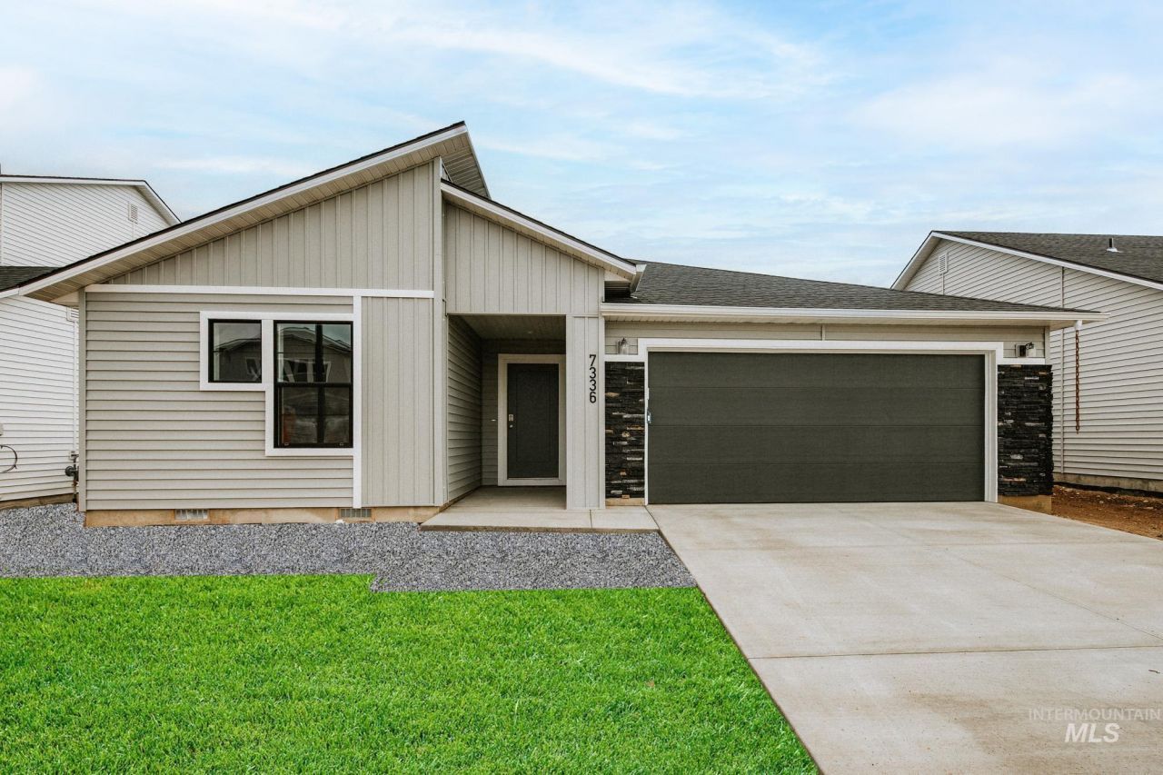 7336 S Bungalow Ave, Meridian, ID 83642 Main Photo