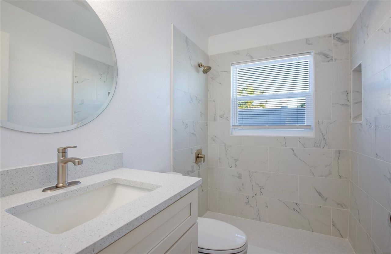 717 E Gulf Boulevard, Indian Rocks Beach, FL 33785 Photo