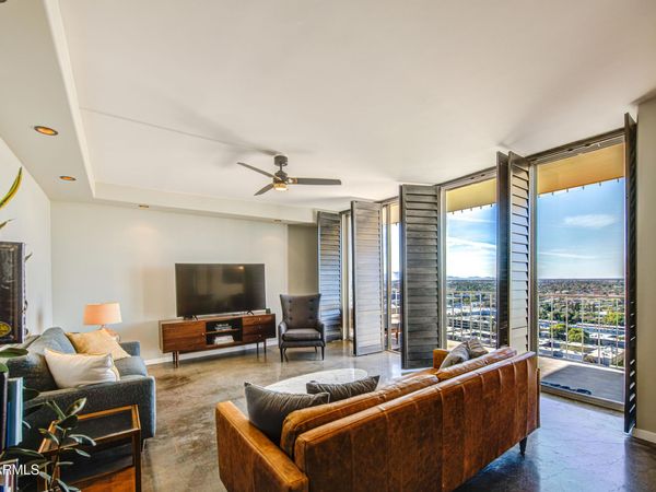 207 W CLARENDON Avenue, Unit 20B, Phoenix, AZ 85013