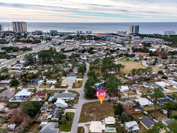 171 Heather Drive, Panama City Beach, FL 32413