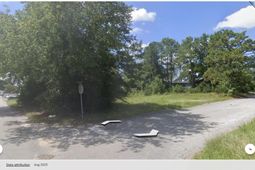 1611 Roof Street photo 4