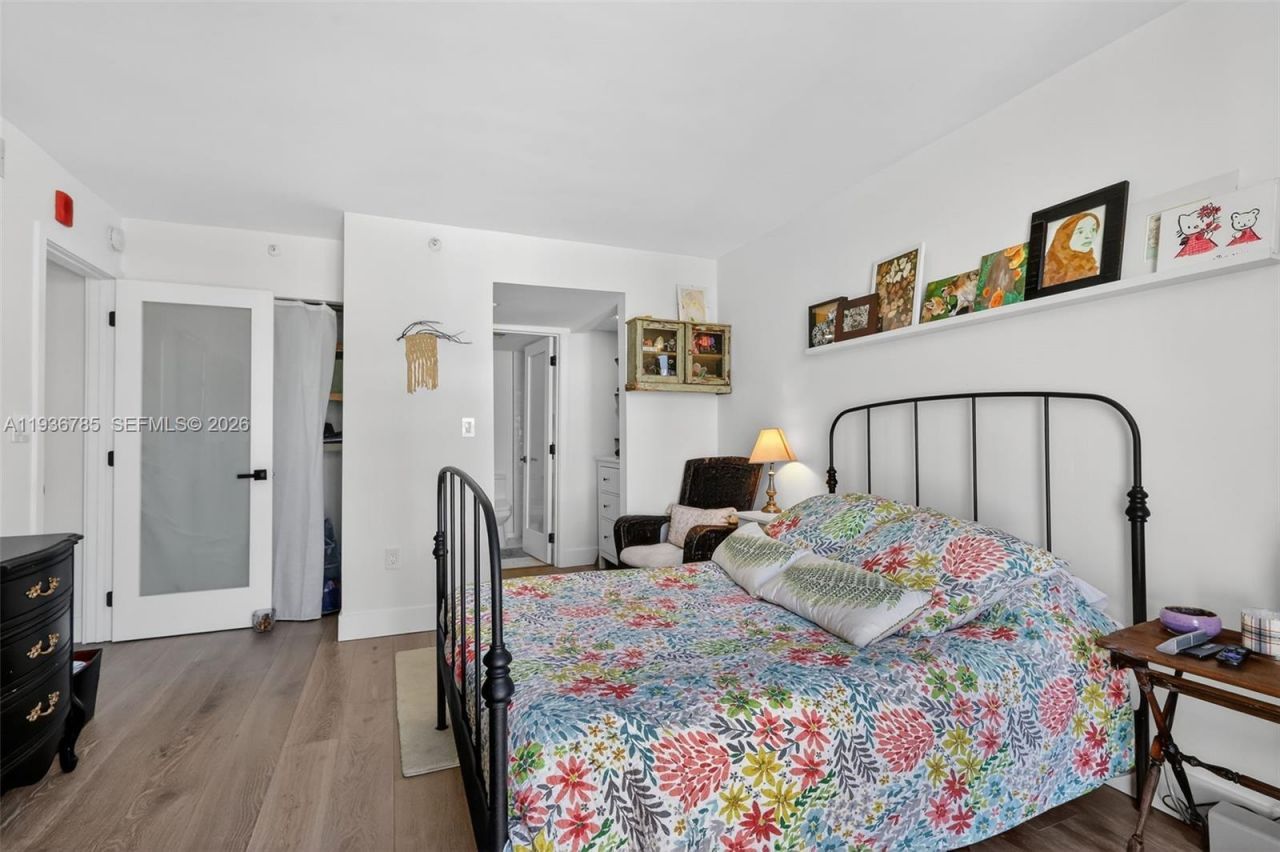 911 E Ponce De Leon Blvd, Unit 1504, Coral Gables, FL 33134 Photo