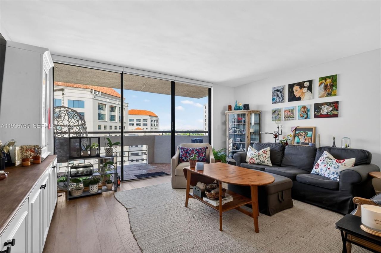 911 E Ponce De Leon Blvd, Unit 1504, Coral Gables, FL 33134 Photo