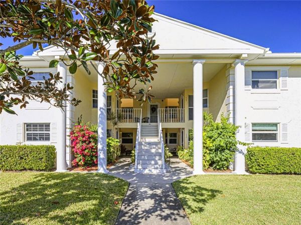 464 Grove Isle Circle, Unit 464, Vero Beach, FL 32962