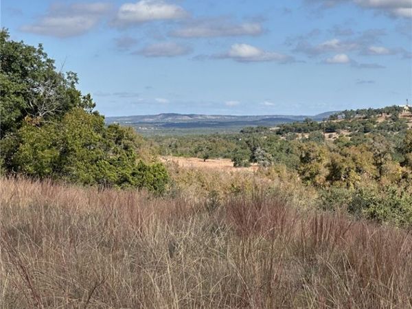 525 Outlook Drive, Wimberley, TX 78676
