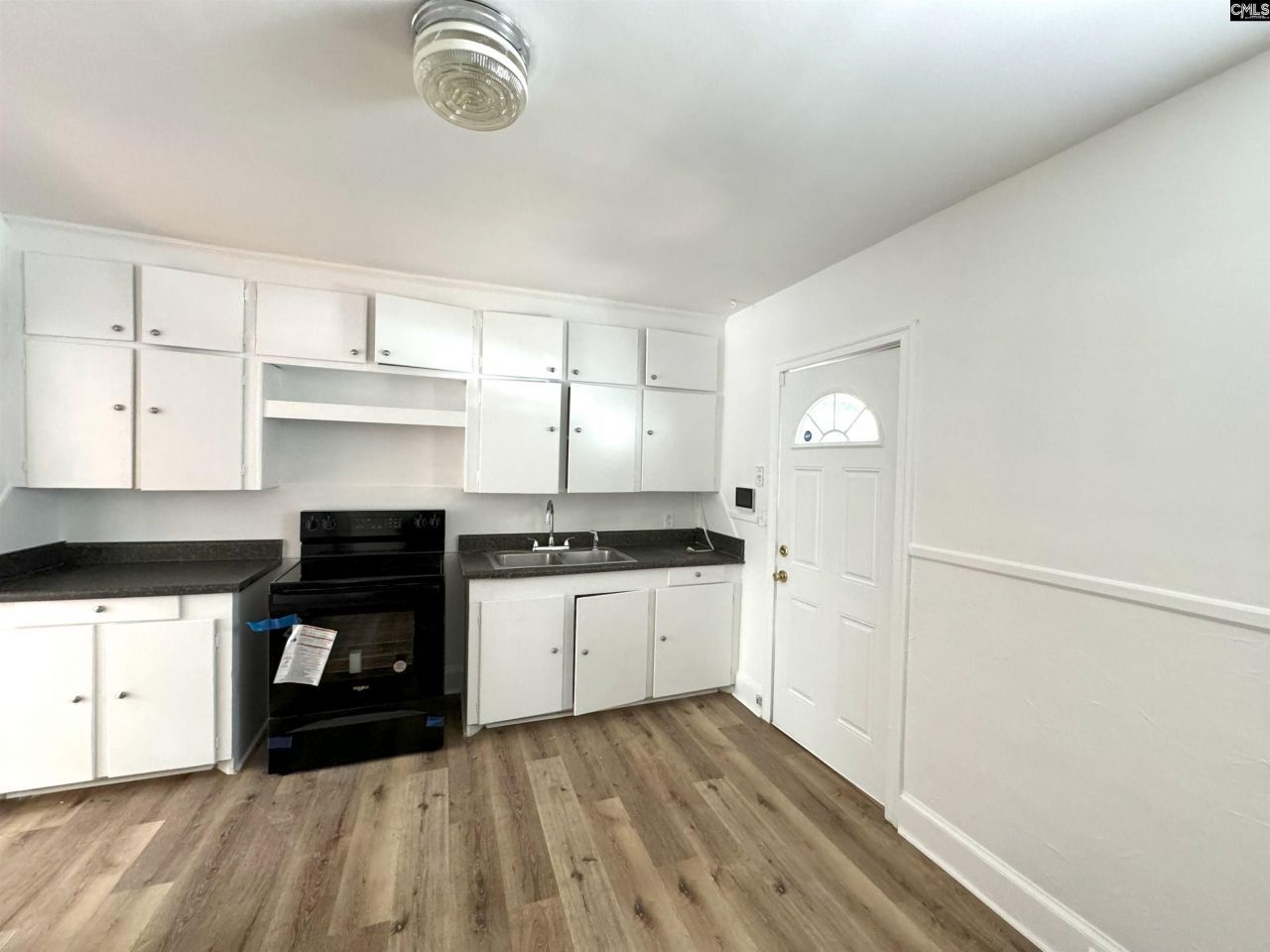 121 N Guignard Drive Photo 22