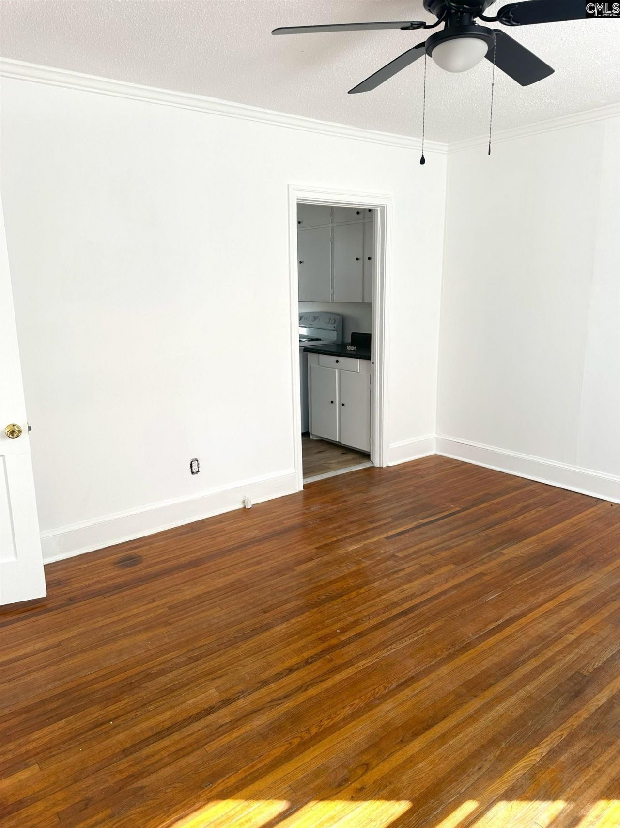 121 N Guignard Drive Photo 30