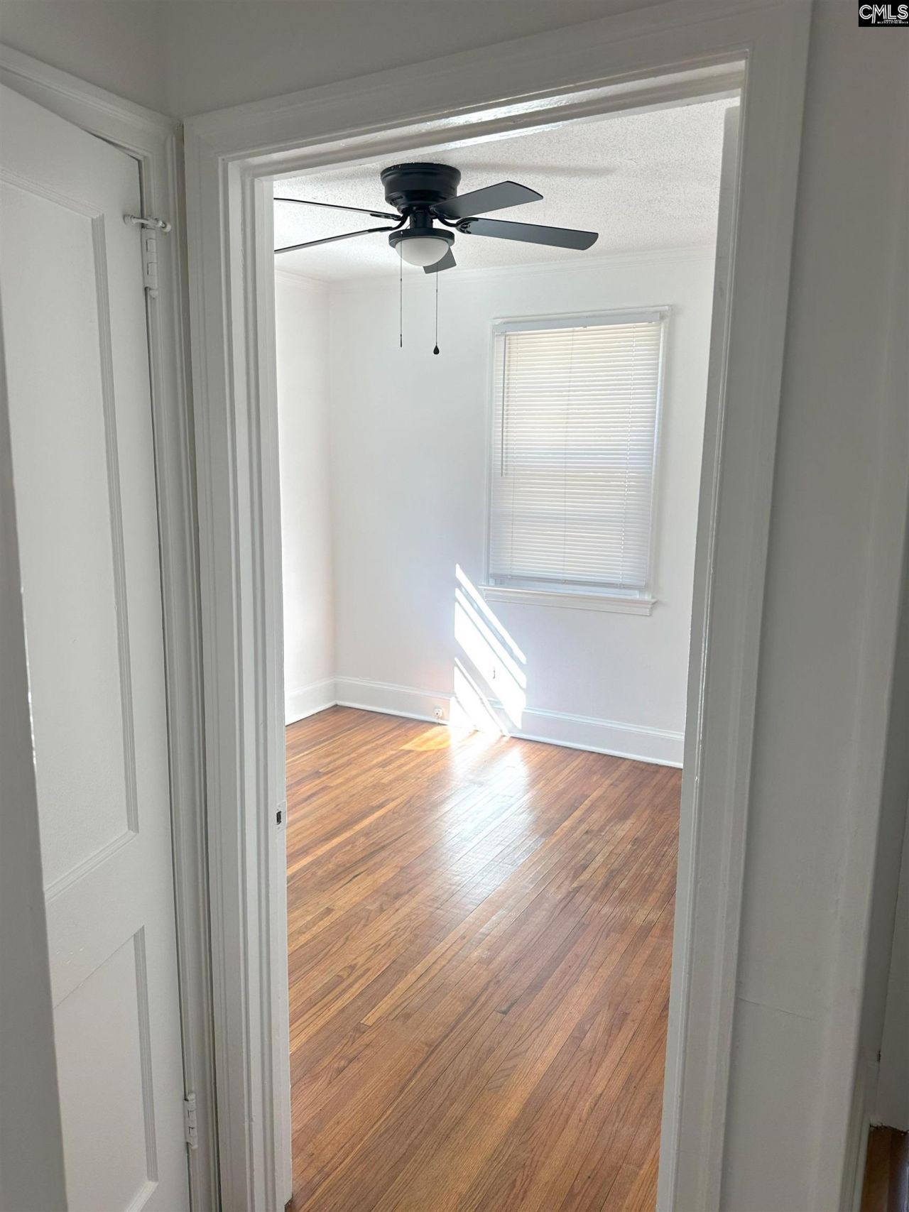 121 N Guignard Drive Photo 35