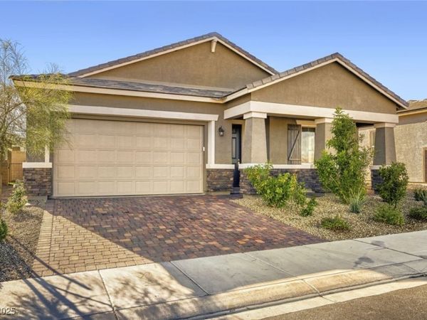 3877 W Haleh Avenue , Las Vegas, NV 89141