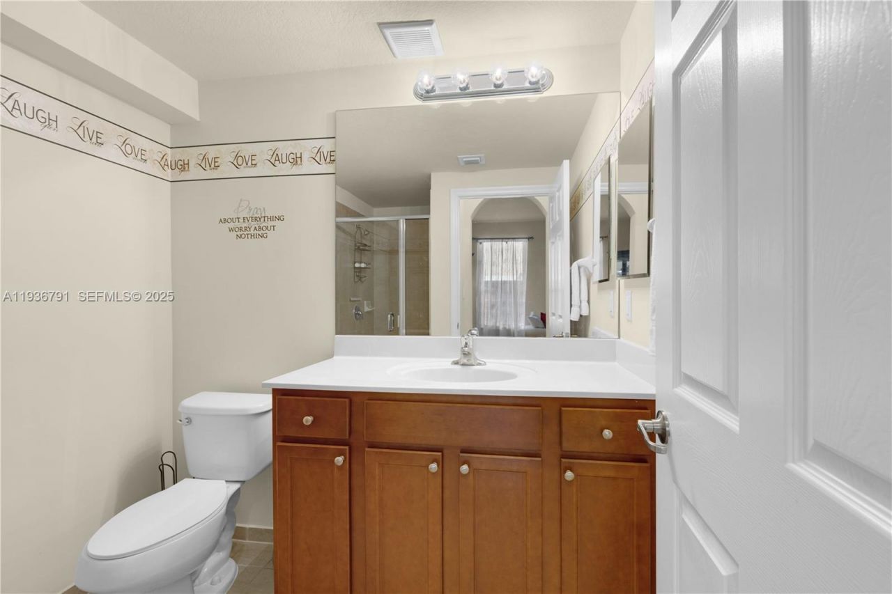 16789 SW 96th St, Miami, FL 33196 Photo