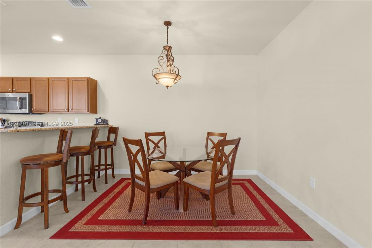 16789 SW 96th St, Miami, FL 33196 Photo