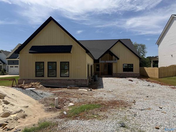 104 Marlbrook Drive, Harvest, AL 35749