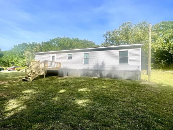 203 Bainbridge Loop, Muscle Shoals, AL 35661