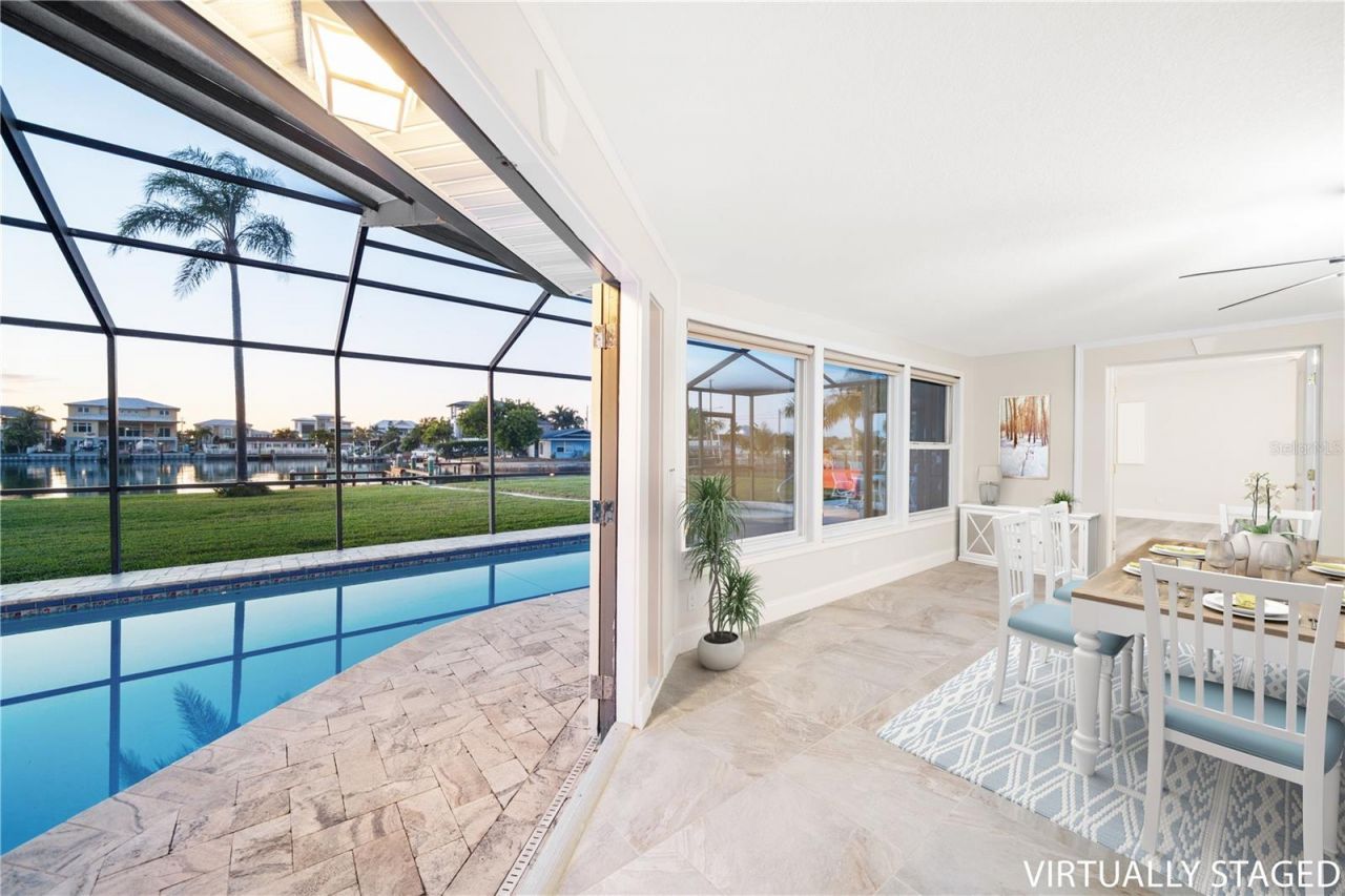 402 Harbor View Lane, Largo, FL 33770 Photo