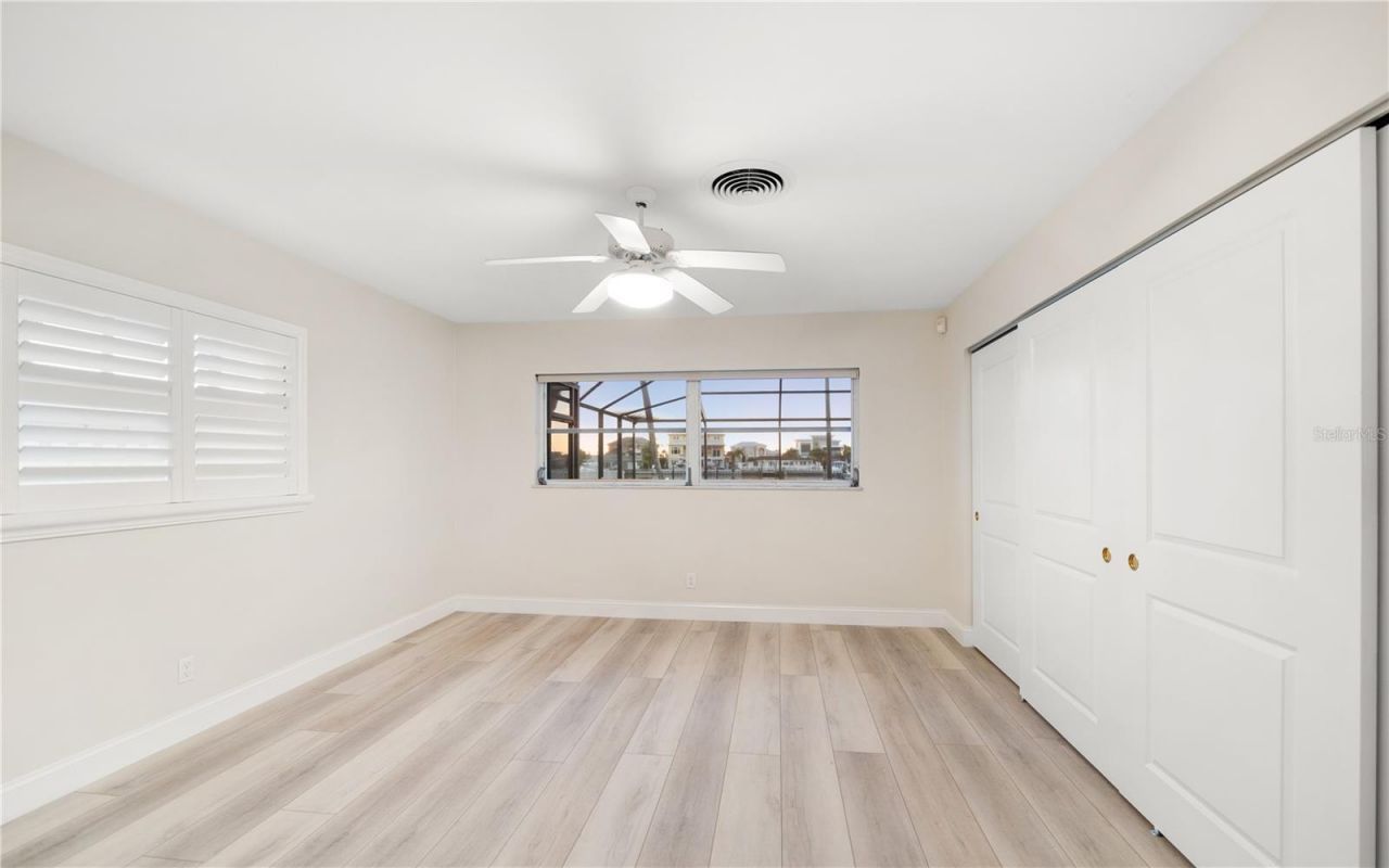 402 Harbor View Lane, Largo, FL 33770 Photo