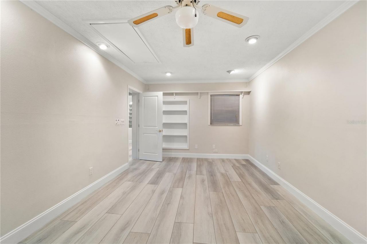 402 Harbor View Lane, Largo, FL 33770 Photo