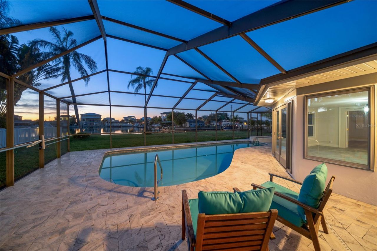 402 Harbor View Lane, Largo, FL 33770 Photo