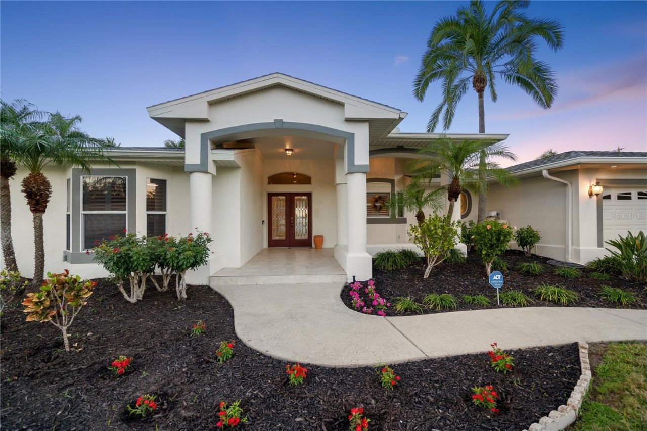 402 Harbor View Lane, Largo, FL 33770 Photo