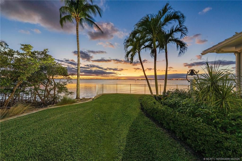 4105 NE Rigels Cove Way, Jensen Beach, FL 34957 Photo