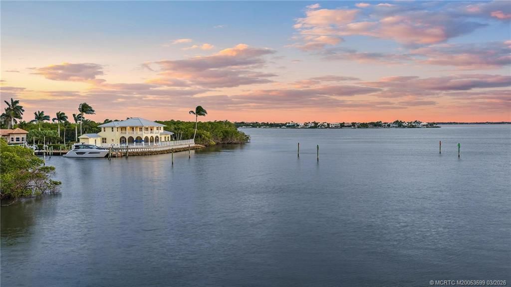 4105 NE Rigels Cove Way, Jensen Beach, FL 34957 Photo