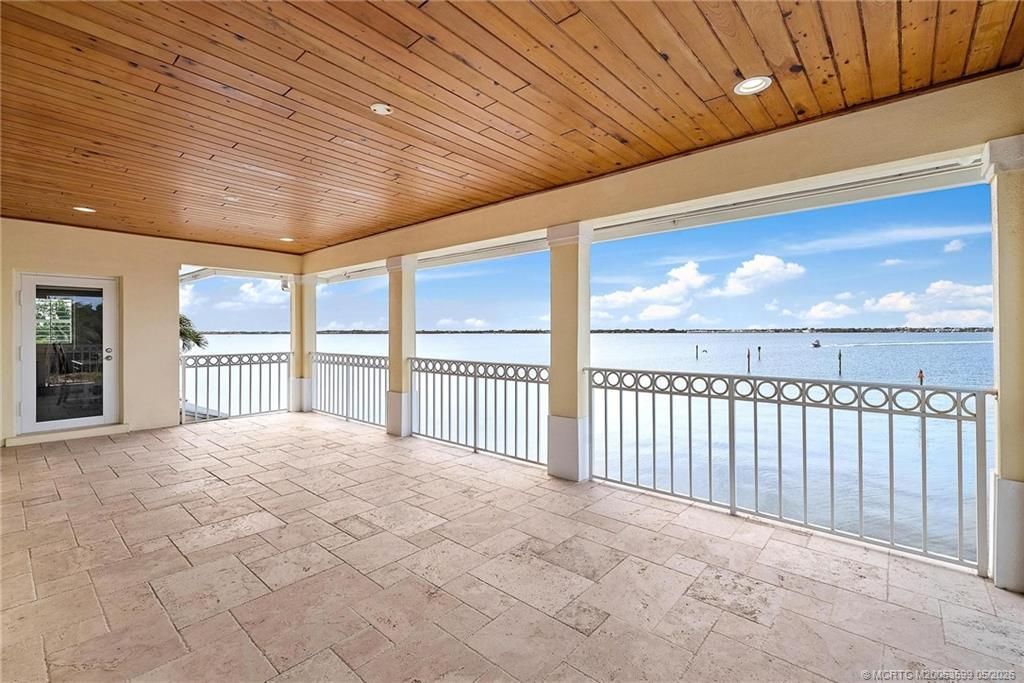 4105 NE Rigels Cove Way, Jensen Beach, FL 34957 Photo