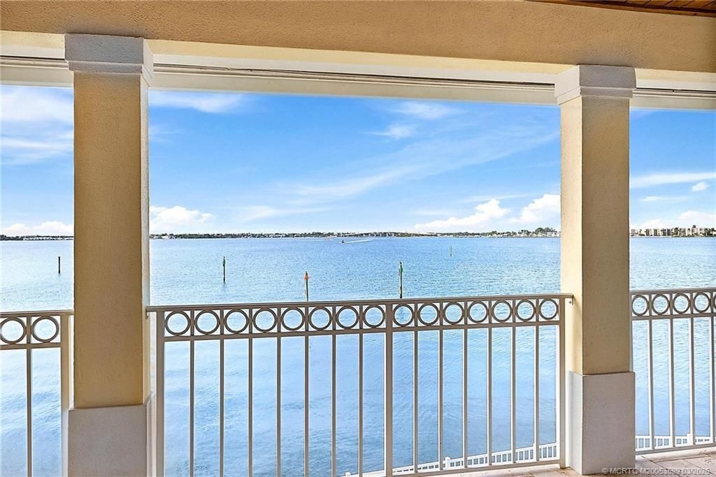 4105 NE Rigels Cove Way, Jensen Beach, FL 34957 Photo