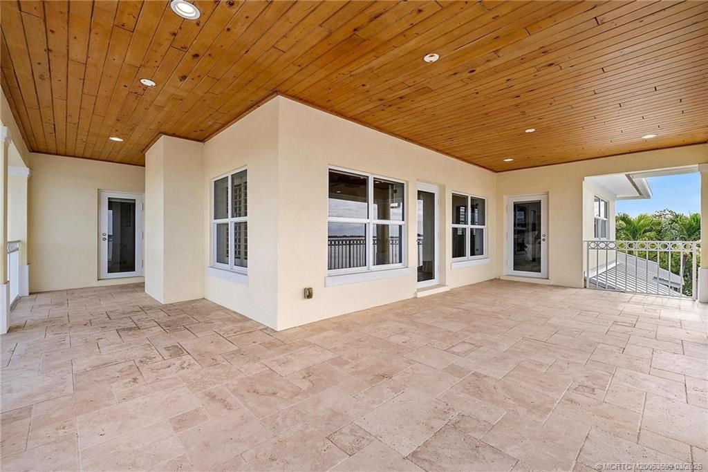 4105 NE Rigels Cove Way, Jensen Beach, FL 34957 Photo