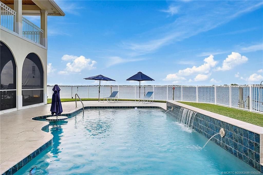 4105 NE Rigels Cove Way, Jensen Beach, FL 34957 Photo