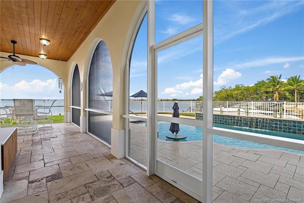 4105 NE Rigels Cove Way, Jensen Beach, FL 34957 Photo