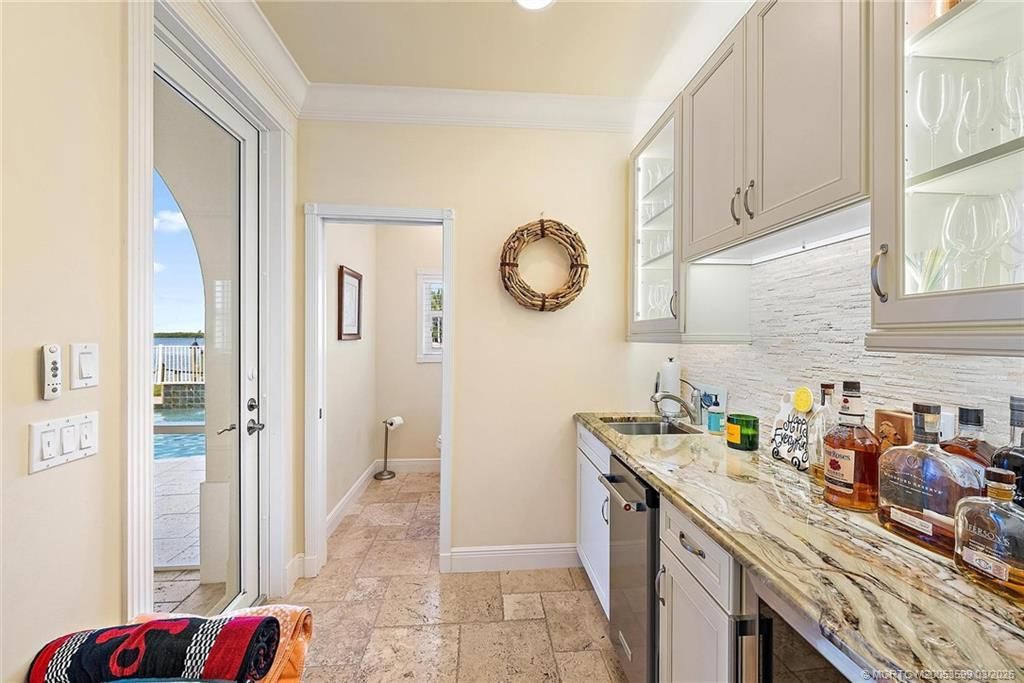 4105 NE Rigels Cove Way, Jensen Beach, FL 34957 Photo