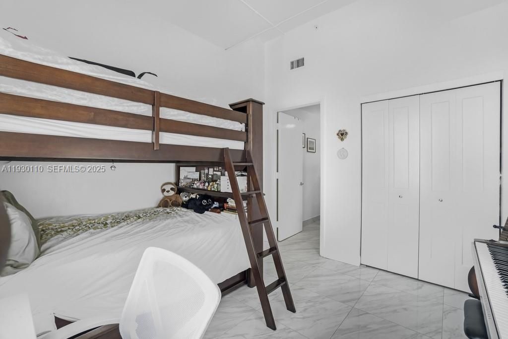 10 SW South River Dr, Unit 608, Miami, FL 33130 Photo