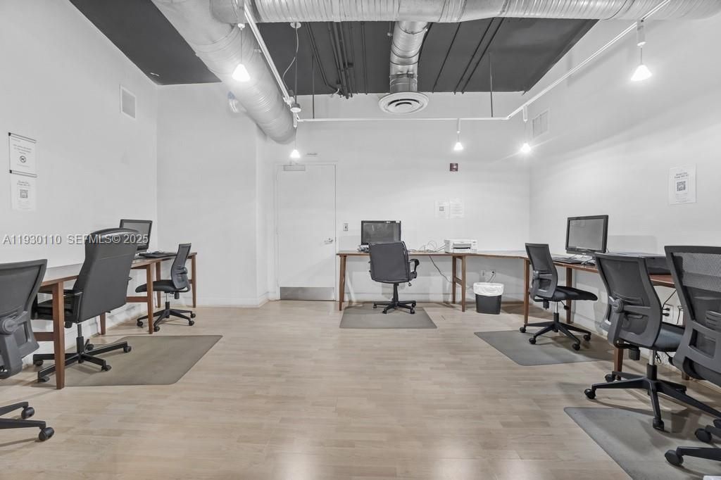 10 SW South River Dr, Unit 608, Miami, FL 33130 Photo