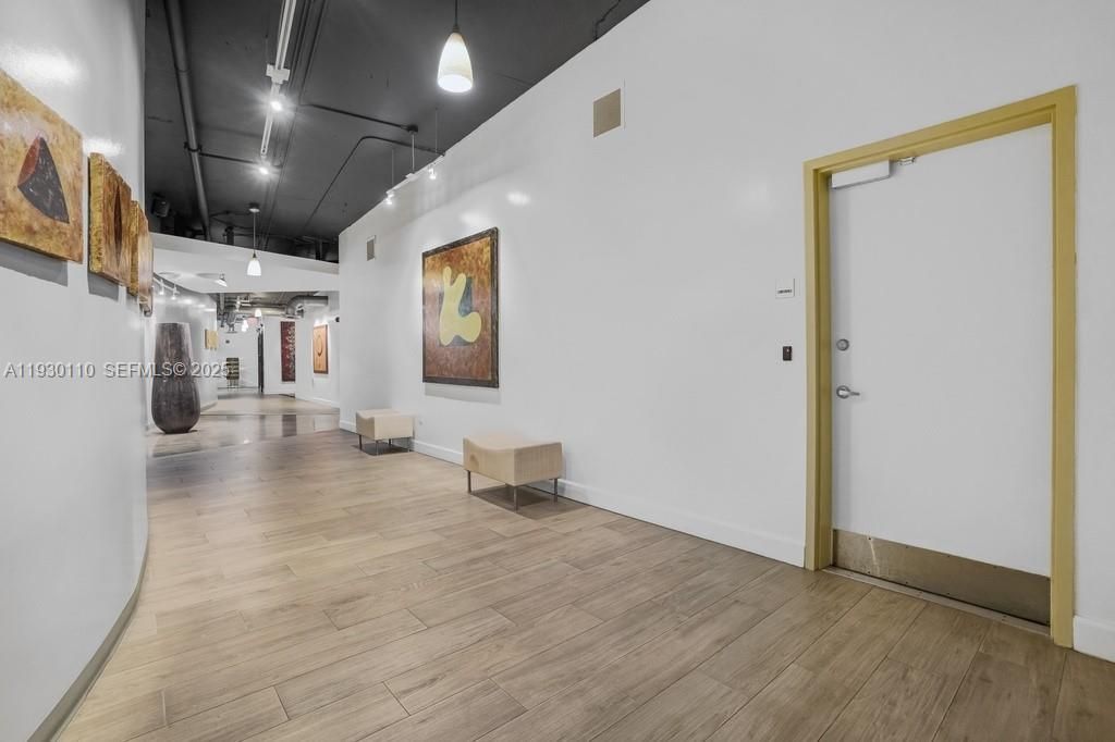 10 SW South River Dr, Unit 608, Miami, FL 33130 Photo