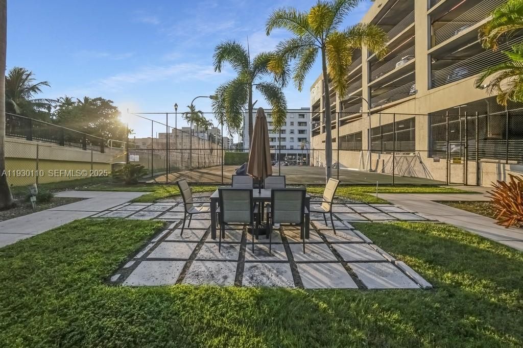 10 SW South River Dr, Unit 608, Miami, FL 33130 Photo