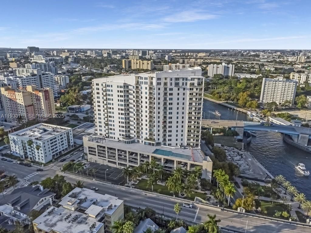 10 SW South River Dr, Unit 608, Miami, FL 33130 Photo