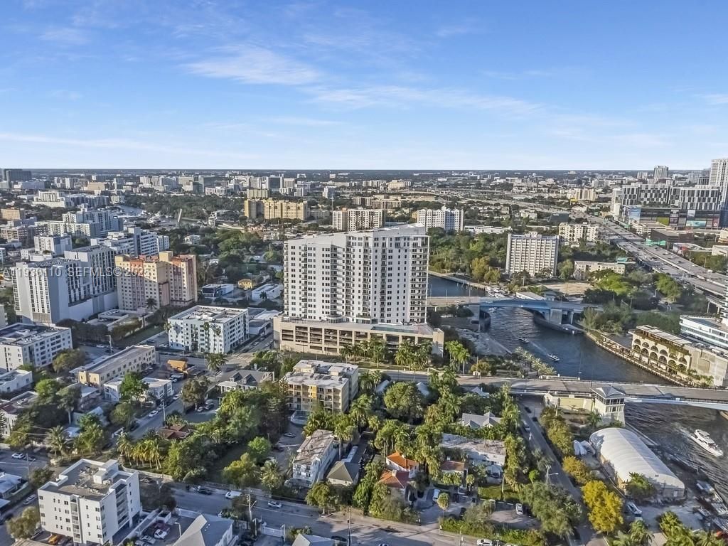 10 SW South River Dr, Unit 608, Miami, FL 33130 Photo