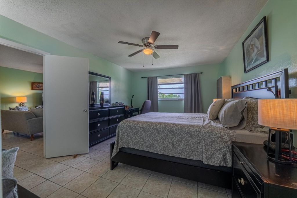 4151 NW 41st Street, Unit 409, Lauderdale Lakes, FL 33319 Photo