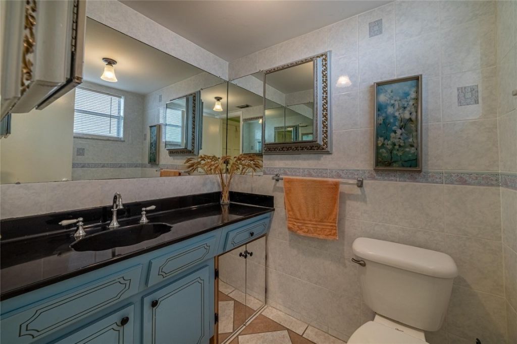 4151 NW 41st Street, Unit 409, Lauderdale Lakes, FL 33319 Photo