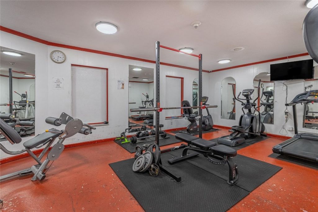 4151 NW 41st Street, Unit 409, Lauderdale Lakes, FL 33319 Photo