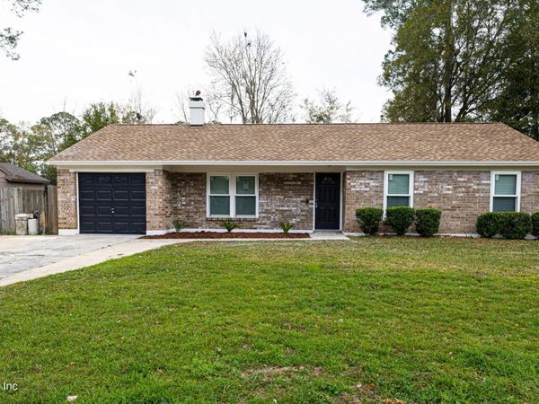 2715 PINEWOOD Boulevard N, Middleburg, FL 32068