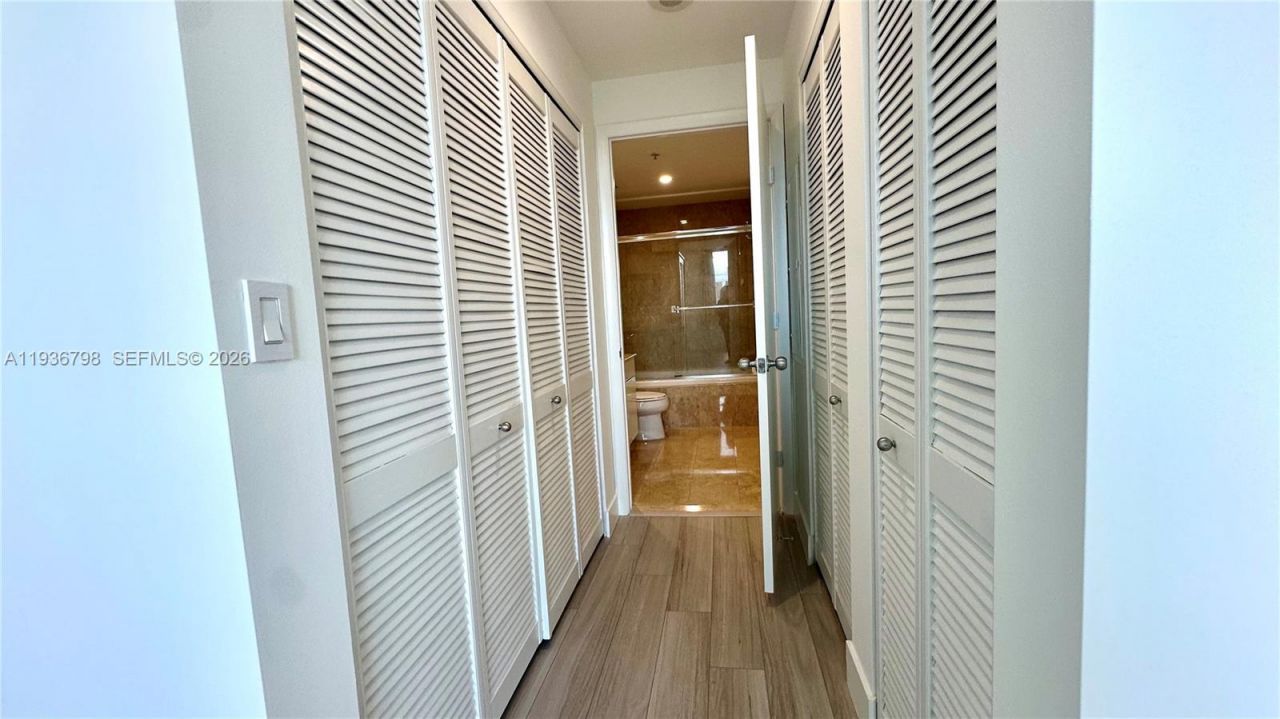 801 Brickell Key Blvd, Unit 2707, Miami, FL 33131 Photo