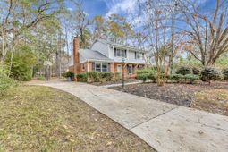 321 Shaftesbury Lane photo 4