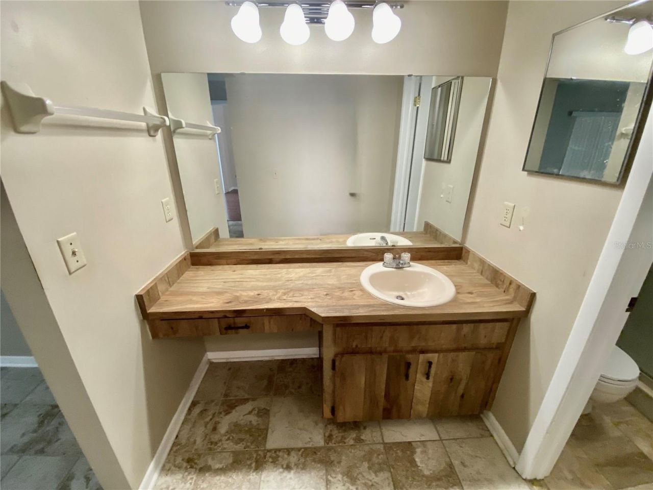 1403 Pylewood Street, Unit 1403, Fern Park, FL 32730 Photo