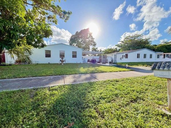 4500 SW 33rd Dr, West Park, FL 33023