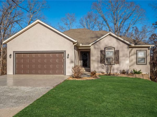 7 Rothbury Lane, Bella Vista, AR 72714