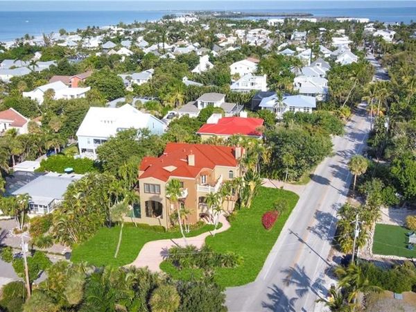15160 Captiva DR, CAPTIVA, FL 33924